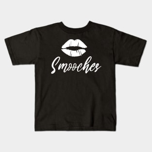 Valentines Day, Smooches Kids T-Shirt